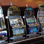 Distinction Between Free Slots and Slots Played in Casino