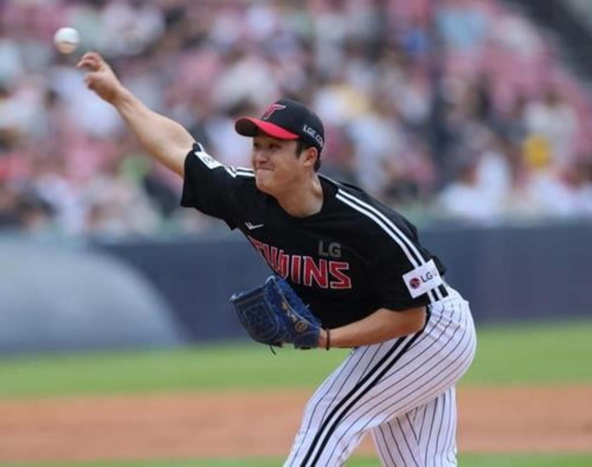 LG’s Choi Won-tae gives up six runs in five innings in his second start since joining the team